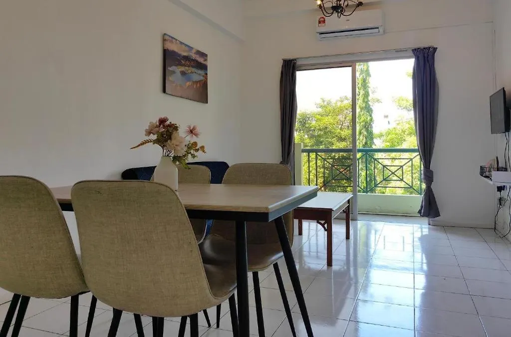 Api Api Apartment Homestay Beside Centre Point 1Br 3Pax Kota Kinabalu 0*,  Malezja